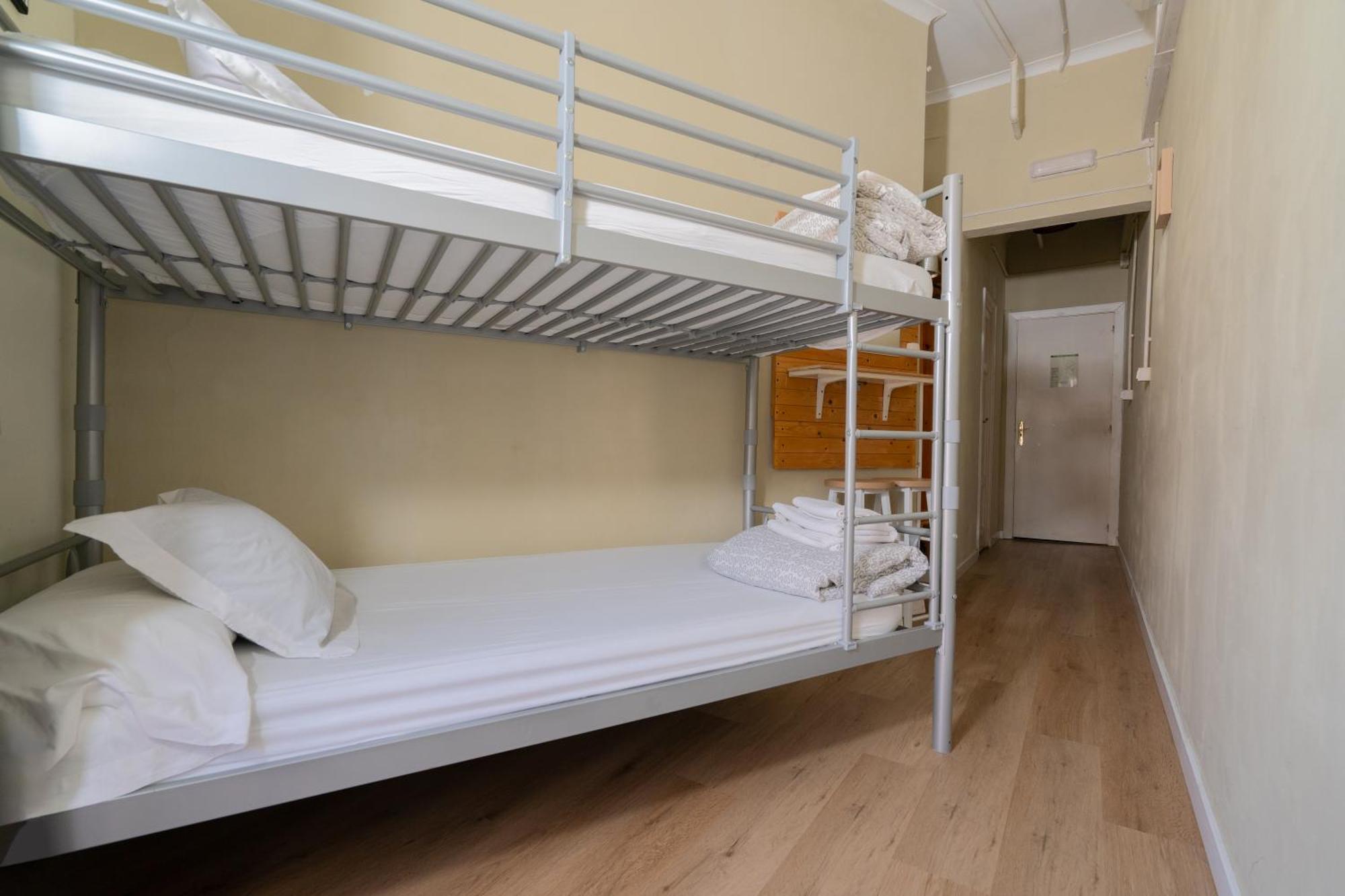 Wow Hostel Барселона Екстериор снимка